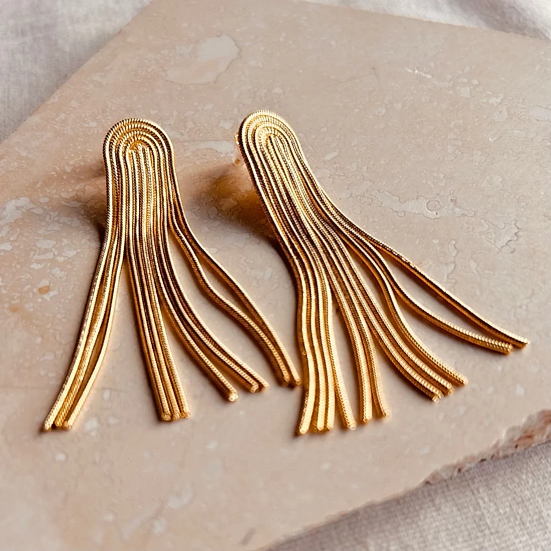 Everyday Arc Tassel Earrings