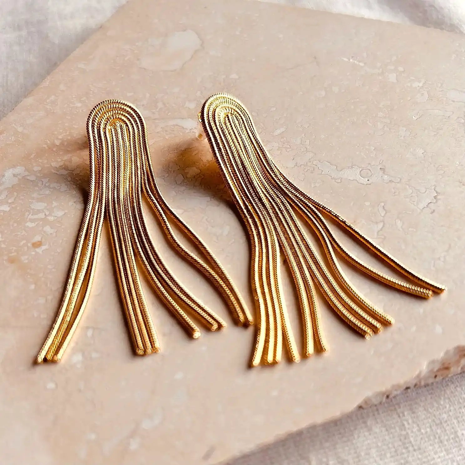 Everyday Arc Tassel Earrings