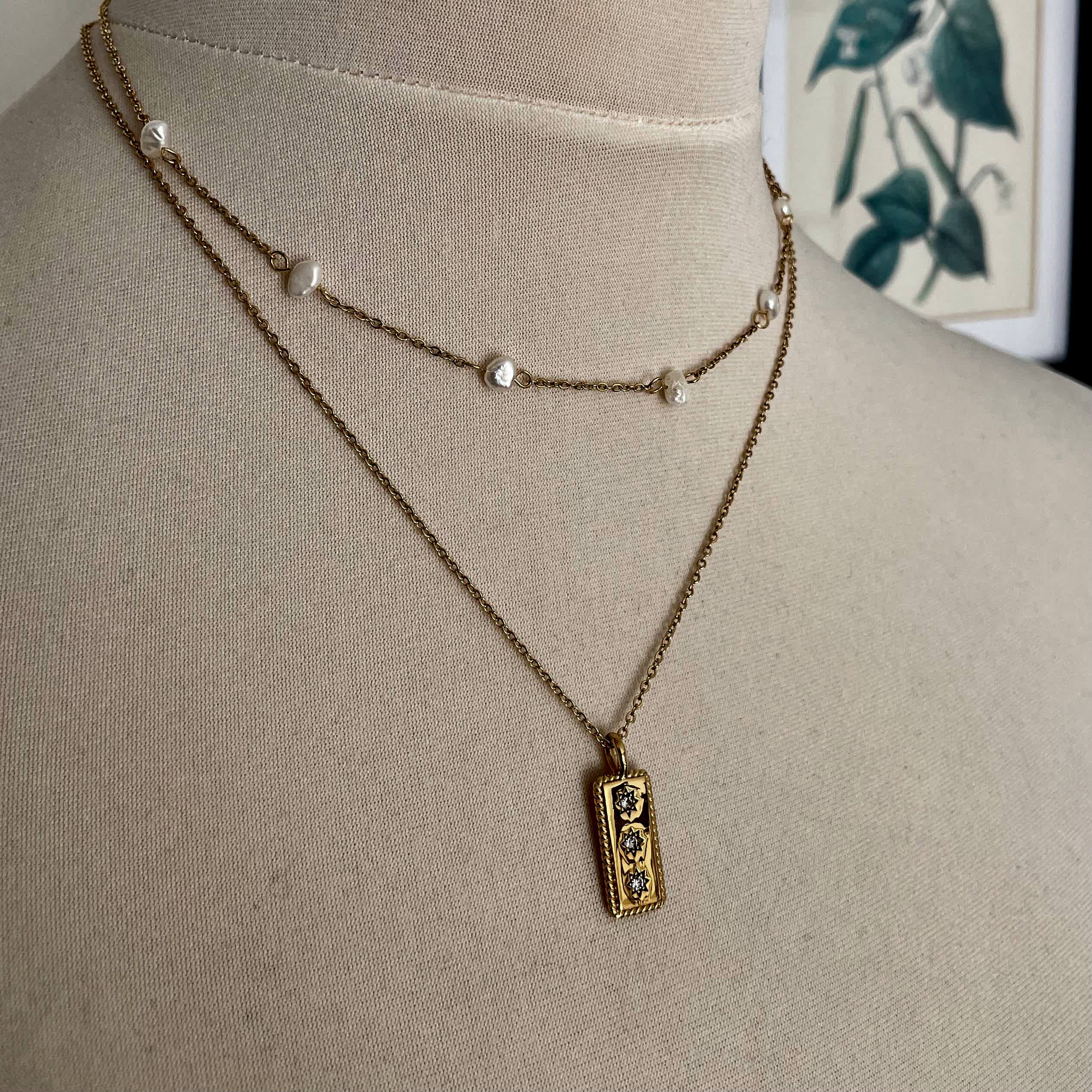 Everyday Mother of Pearl Necklace